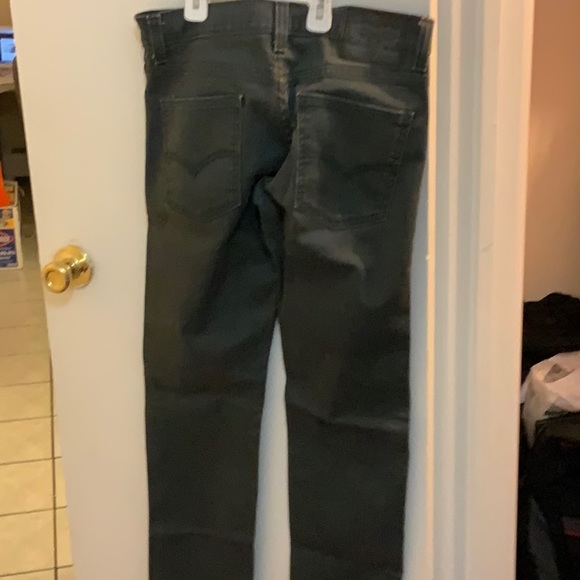 Levi’s Slim Fit Jeans - Picture 2 of 6